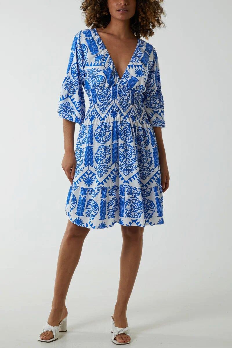 Мини-платье оверсайз с рукавами 3/4 и V-образным вырезом с цветочным принтом HOXTON GAL, синий
Мини-платье оверсайз с рукавами 3/4 и V-образным вырезом с цветочным принтом HOXTON GAL, синий