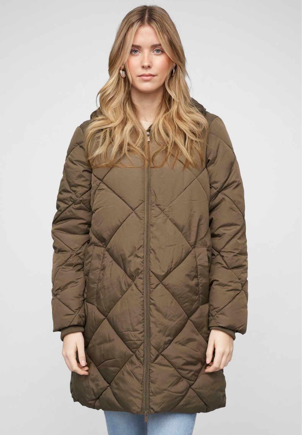 Зимнее пальто VIADAYA NEW QUILT VILA, коричневый
Зимнее пальто VIADAYA NEW QUILT VILA, коричневый