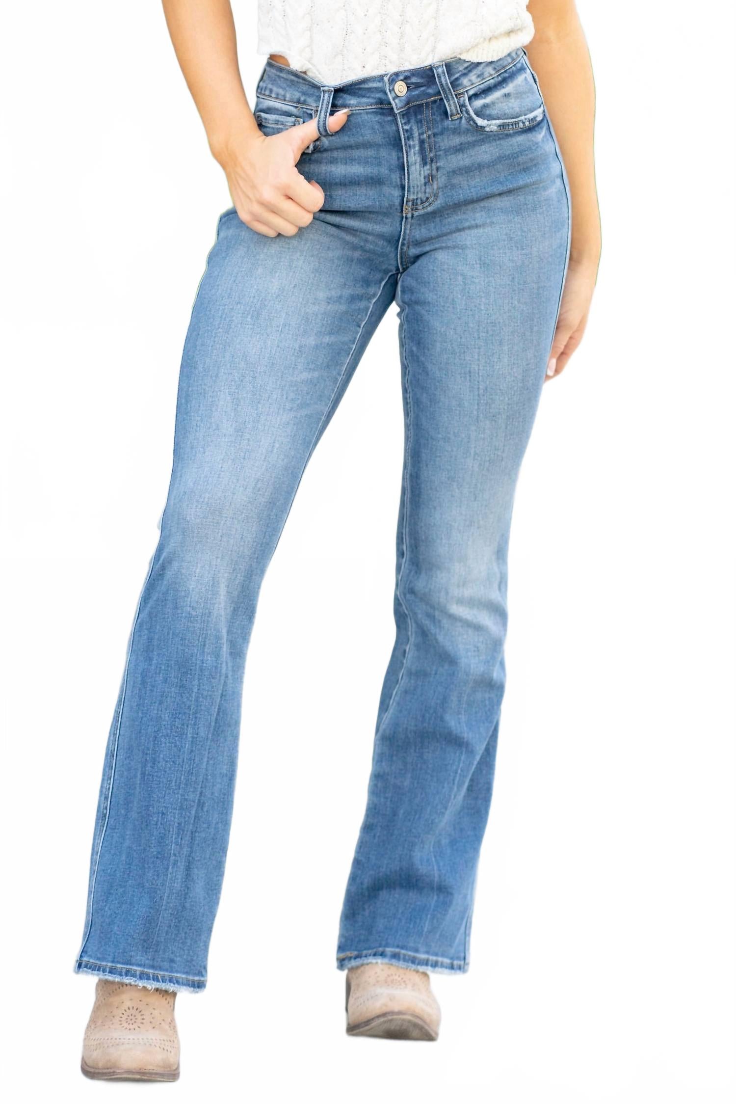 Эрри Высокие расклешенные джинсы в средне-синем цвете FLYING MONKEY
Эрри Высокие расклешенные джинсы в средне-синем цвете FLYING MONKEY