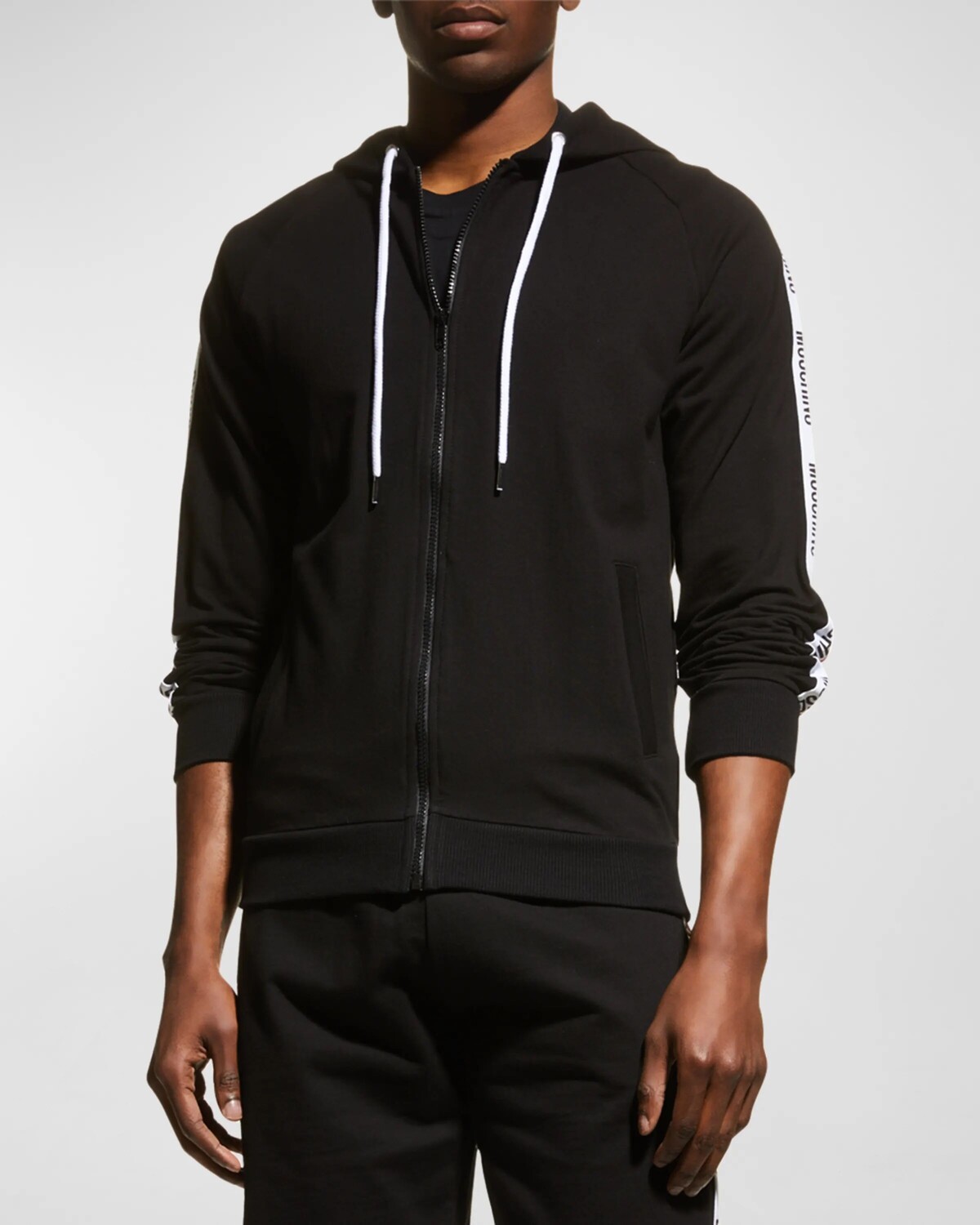 Мужская толстовка на молнии с логотипом реглан Moschino, цвет Black
Мужская толстовка на молнии с логотипом реглан Moschino, цвет Black