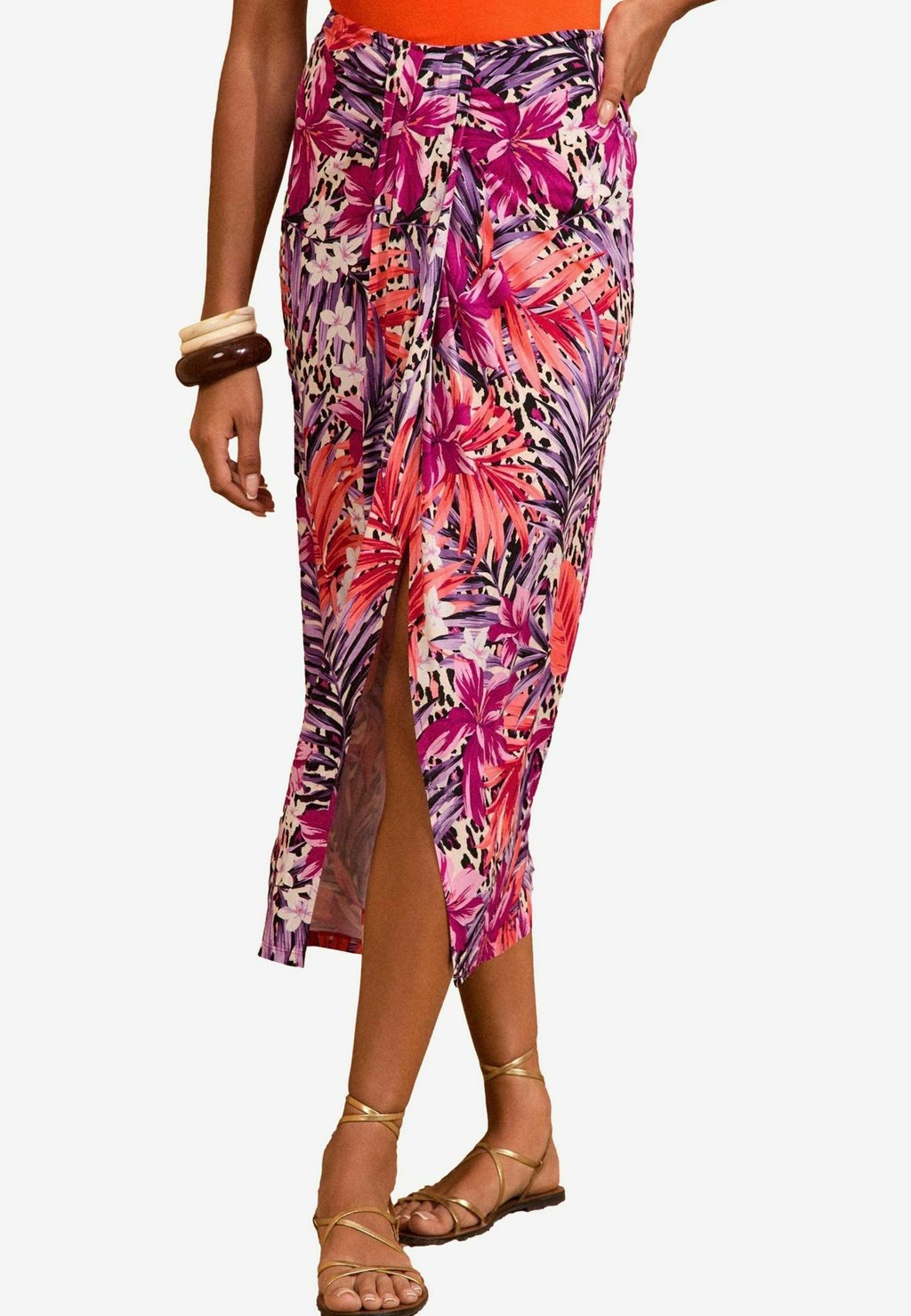 Юбка с запахом REGULAR FIT Love & Roses, мультиколор
Юбка с запахом REGULAR FIT Love & Roses, мультиколор