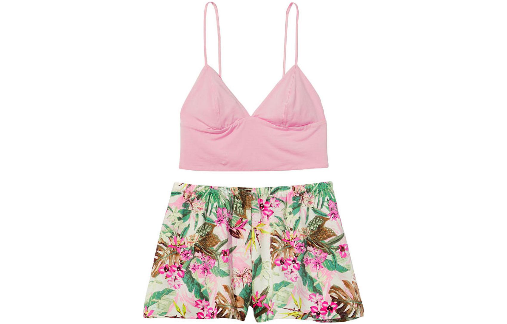 Victoria's Secret Пижамный комплект женский белый с принтом
Victoria's Secret Пижамный комплект женский белый с принтом