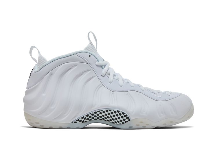Кроссовки Air Foamposite One 'Triple White', белый
Кроссовки Air Foamposite One 'Triple White', белый