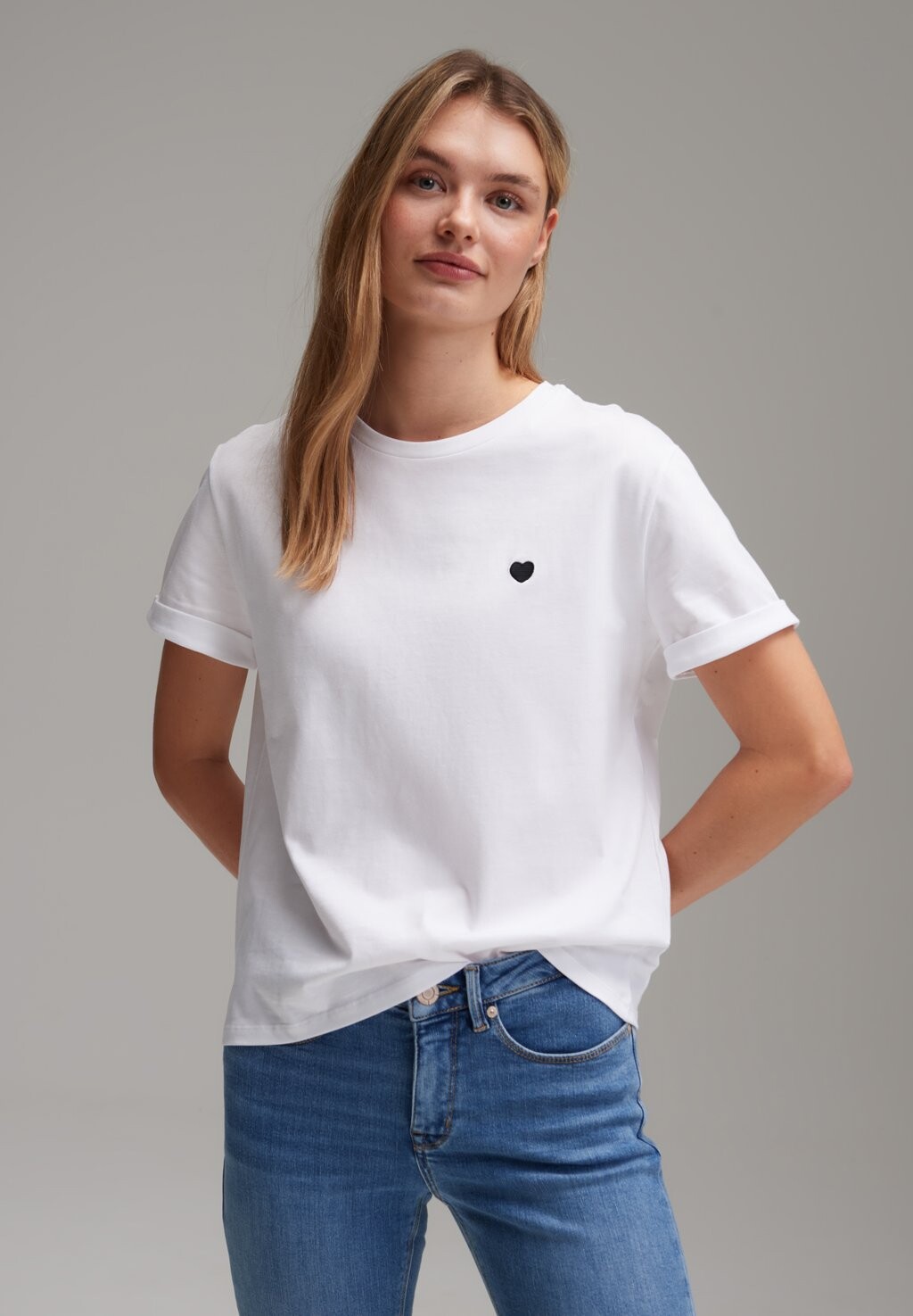 Футболка базовая SERZ Opus, цвет white
Футболка базовая SERZ Opus, цвет white