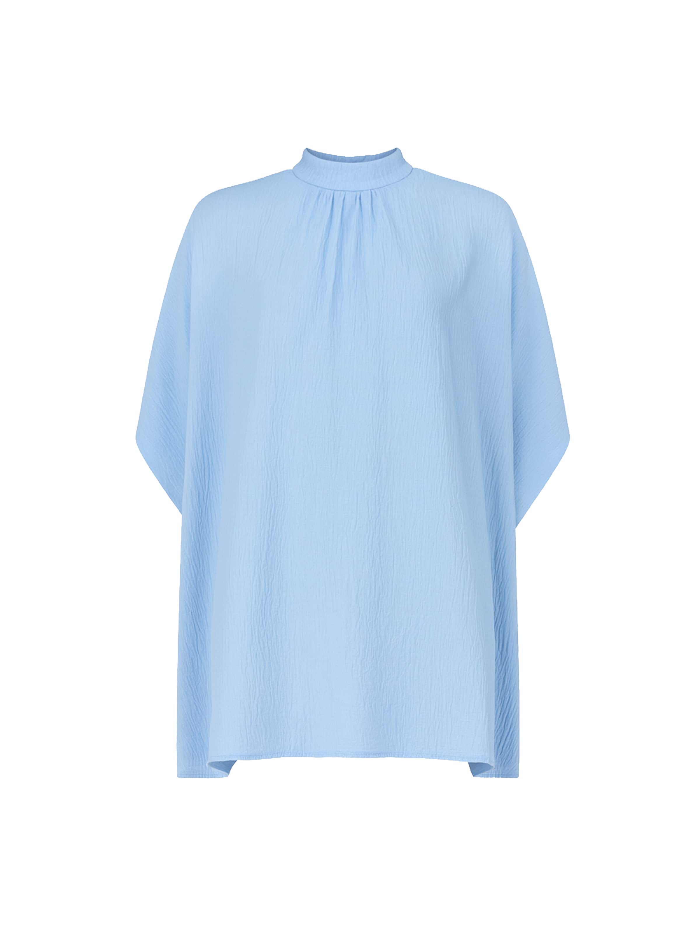 Elara Блузка в светло-голубом цвете
Elara Блузка в светло-голубом цвете