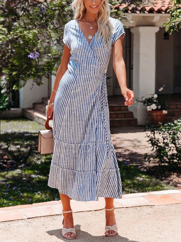 Длинное платье Milan Kiss, цвет blau/weiß 
Длинное платье Milan Kiss, цвет blau/weiß