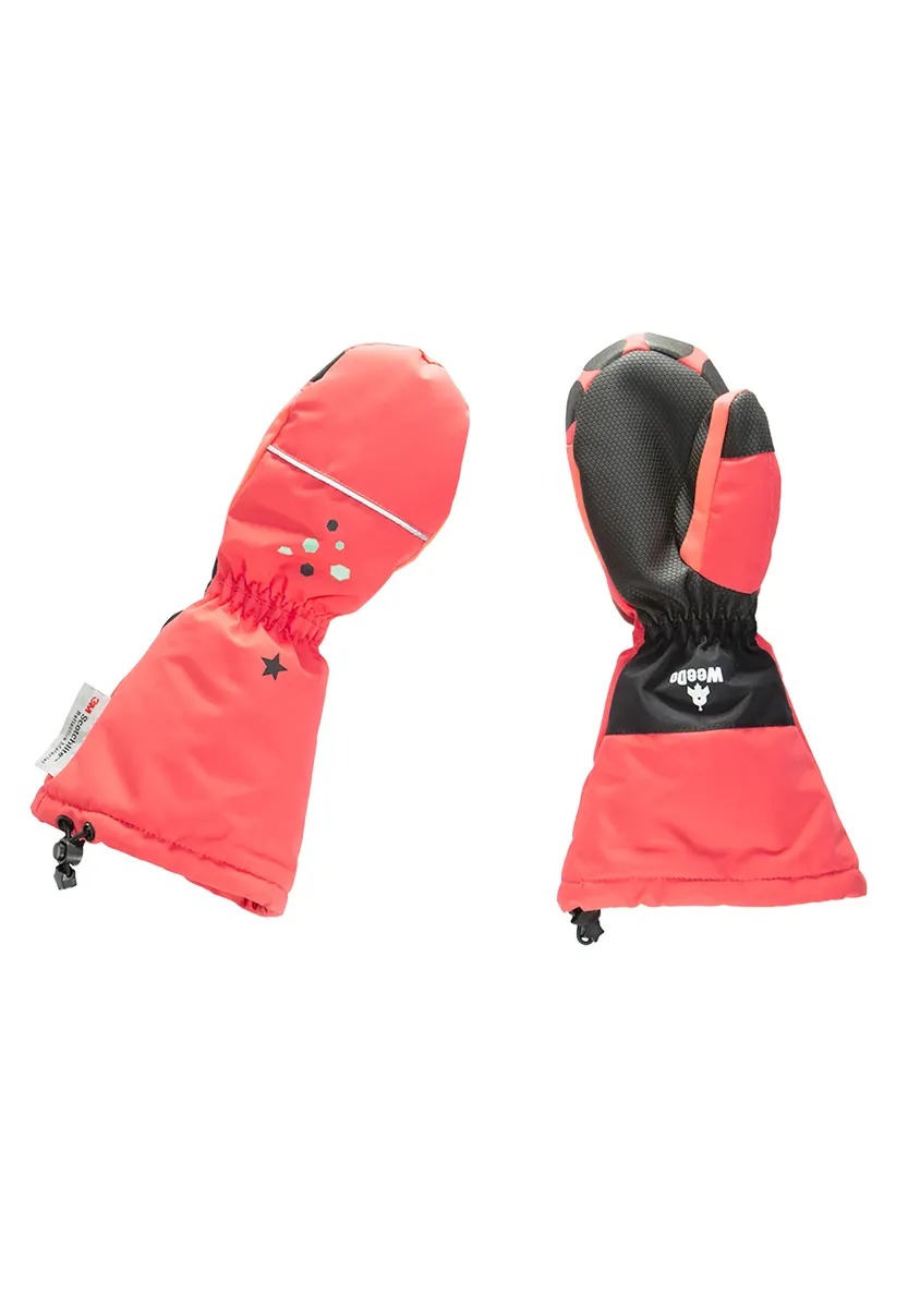 Варежки WeeDo "LILIDO Monster", длинные манжеты, произведены из экологически чистых материалов, подходят к зимнему комбинезону WeeDo, цвет Monster Pink
Варежки WeeDo "LILIDO Monster", длинные манжеты, произведены из экологически чистых материалов, подходят к зимнему комбинезону WeeDo, цвет Monster Pink