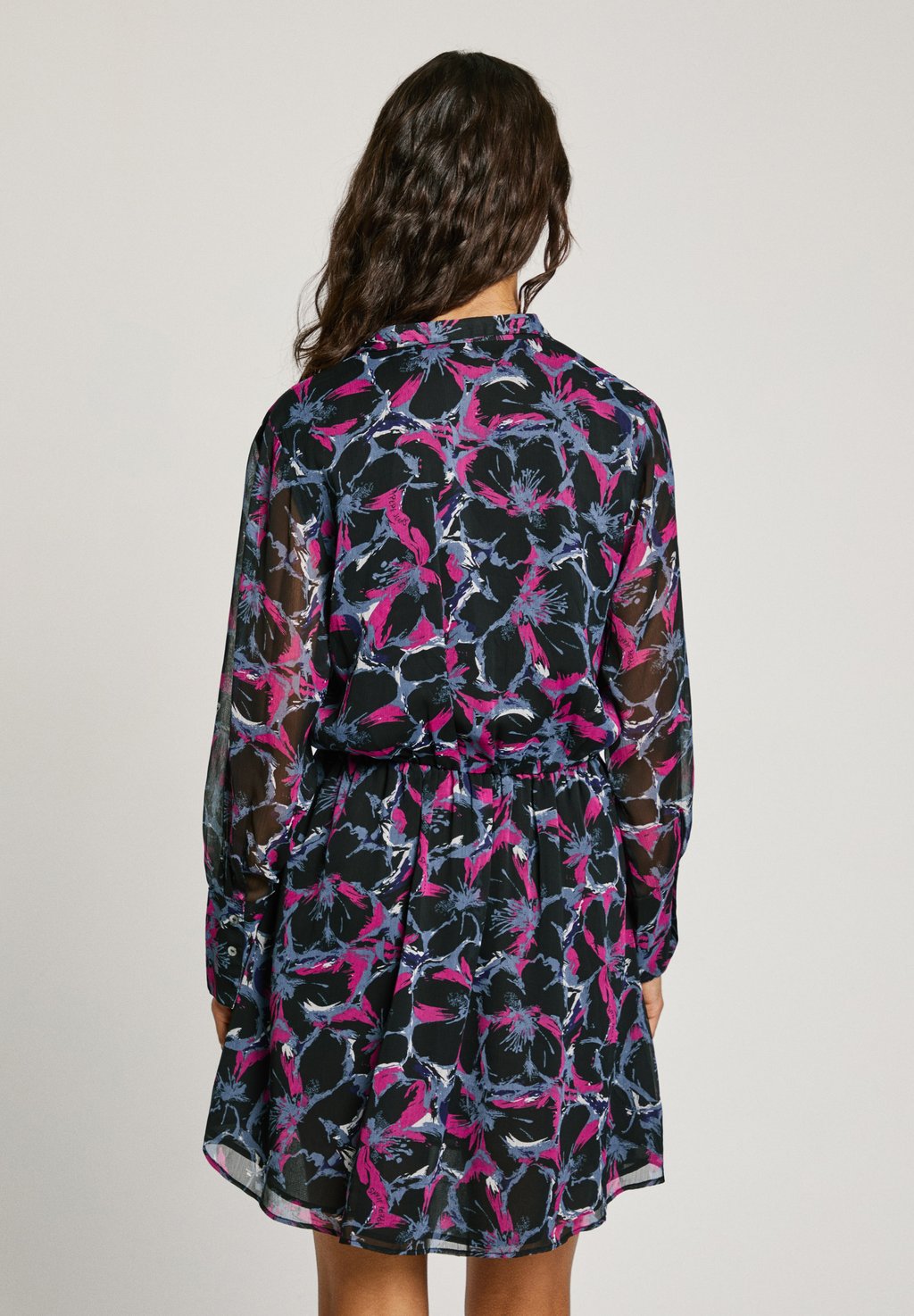 Повседневное платье ADA Pepe Jeans, черный
Повседневное платье ADA Pepe Jeans, черный