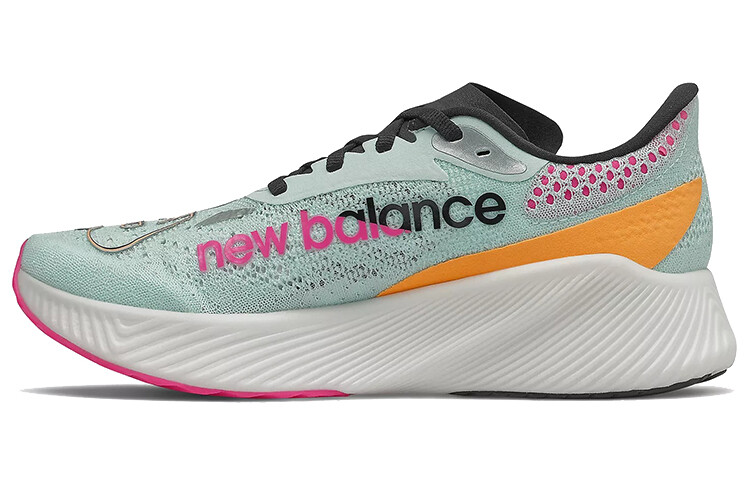 Кроссовки New Balance NB FuelCell Series Женские
Кроссовки New Balance NB FuelCell Series Женские