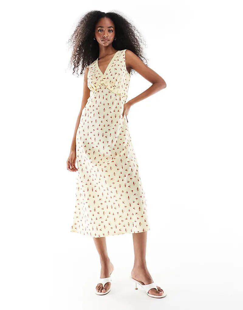 Платье миди Wednesday's Girl с цветочным принтом и V-образным вырезом желтого цвета
Платье миди Wednesday's Girl с цветочным принтом и V-образным вырезом желтого цвета