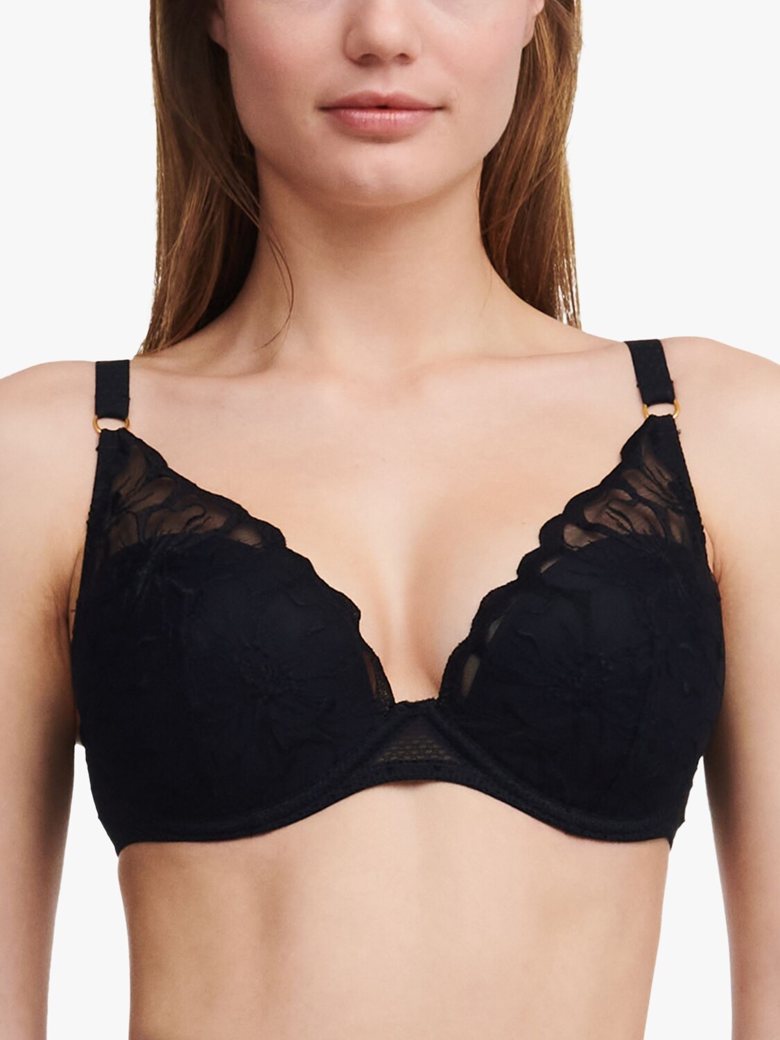 Бюстгальтер-футболка на косточках Chantelle Fleurs с глубоким вырезом, черный
Бюстгальтер-футболка на косточках Chantelle Fleurs с глубоким вырезом, черный