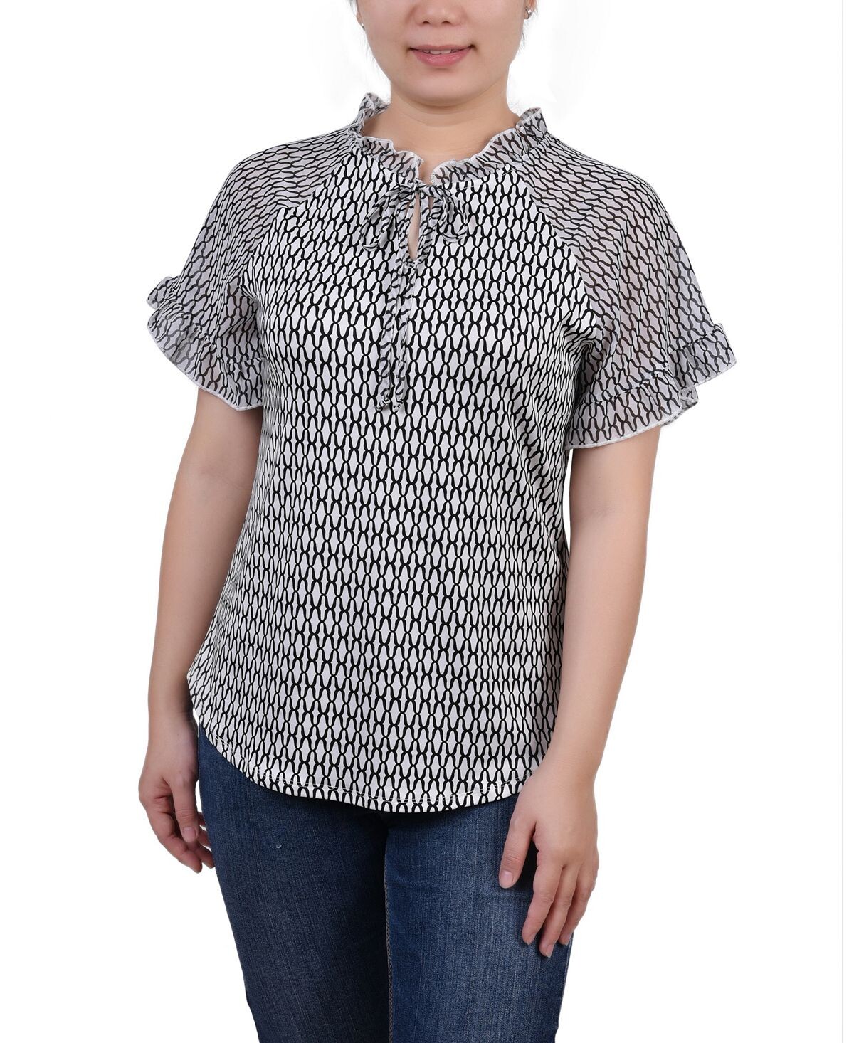 Компактный шифоновый креповый трикотажный топ с короткими рукавами и рюшами NY Collection
Компактный шифоновый креповый трикотажный топ с короткими рукавами и рюшами NY Collection