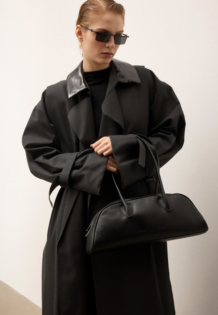 Сумка Kazar Studio MODE, Black
Сумка Kazar Studio MODE, Black