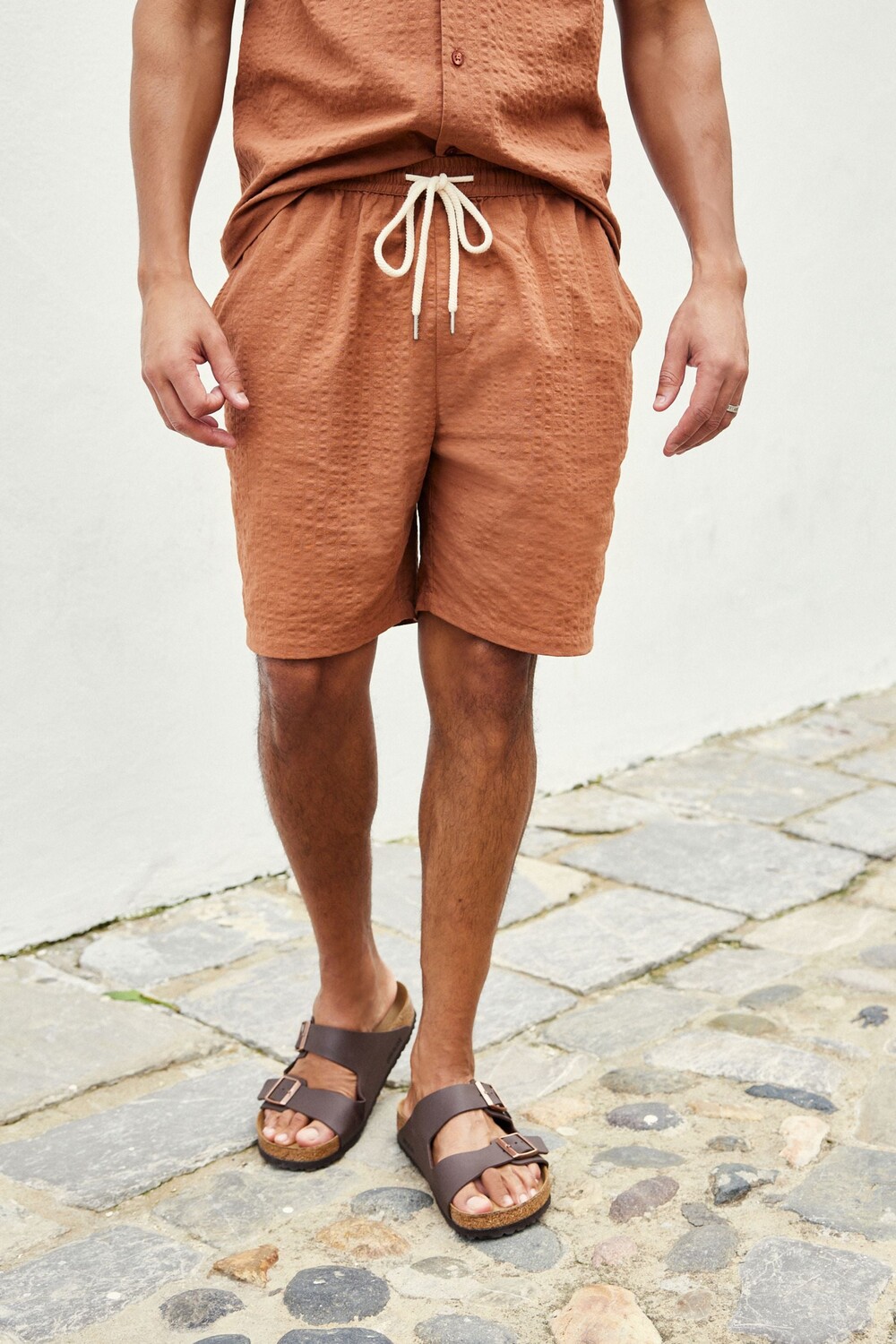 Шорты из жатого хлопка Next, коричневый
Шорты из жатого хлопка Next, коричневый