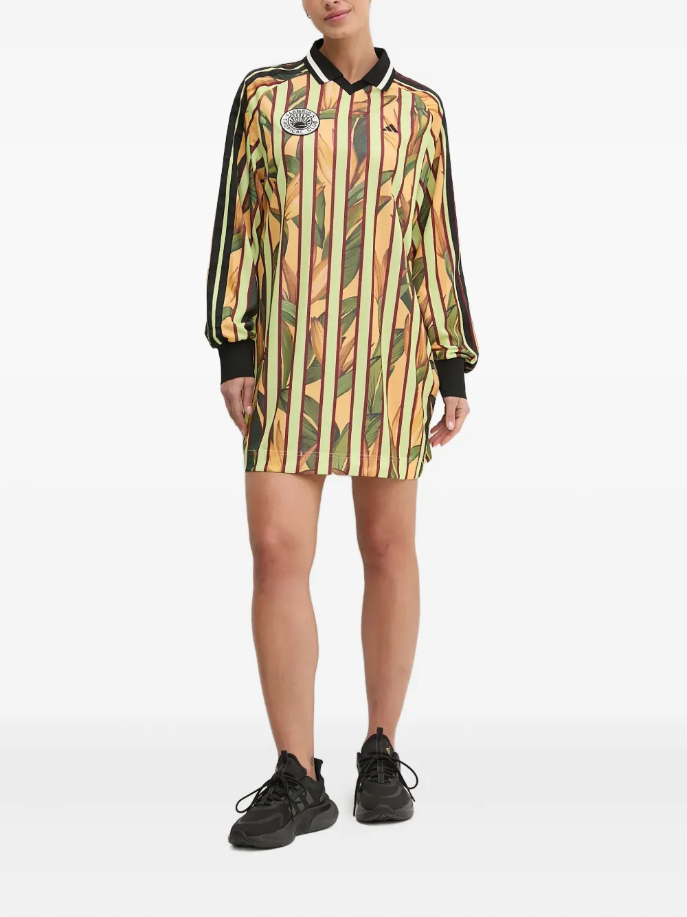 Платье Premium в полоску из коллаборации с Farm adidas, нейтральный
Платье Premium в полоску из коллаборации с Farm adidas, нейтральный