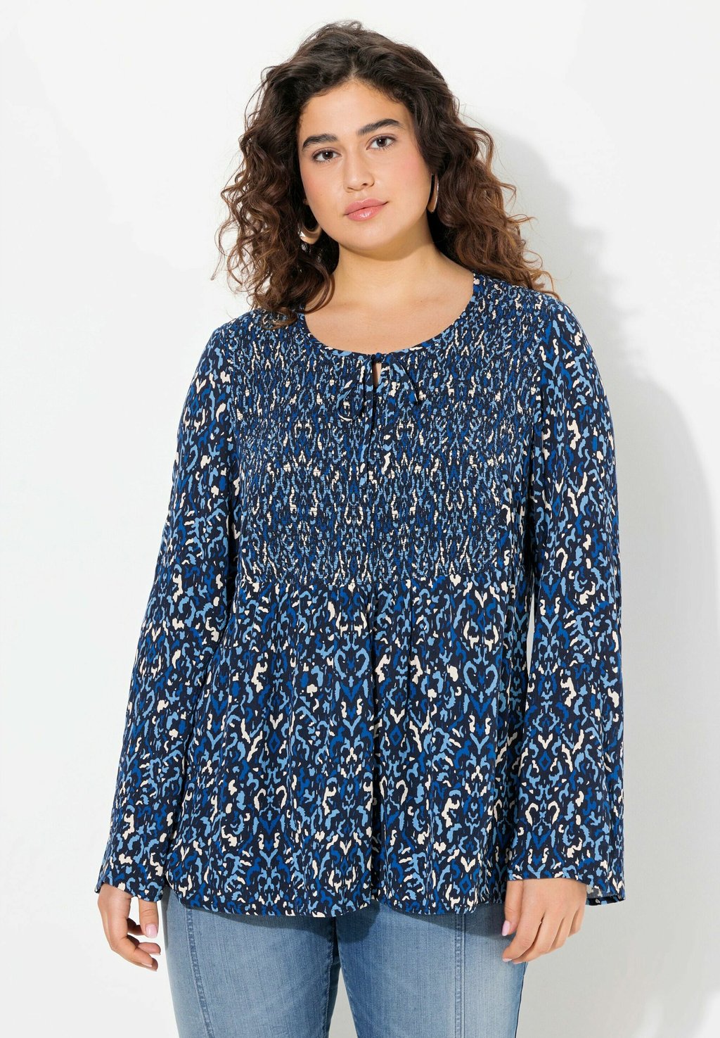 Блуза Ulla Popken, темно-синий
Блуза Ulla Popken, темно-синий