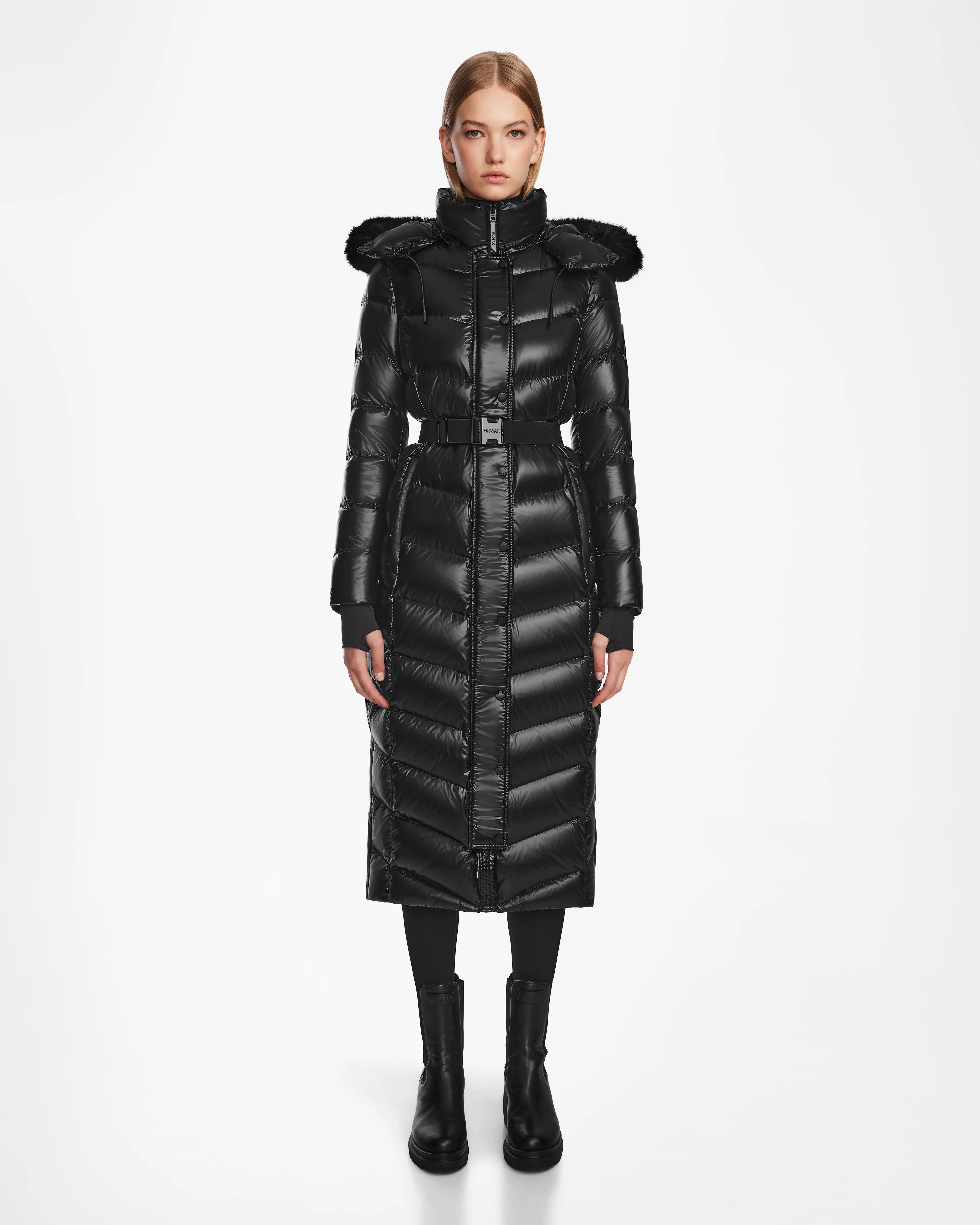 Женская блестящая пуховая стеганая куртка Elsie Maxi Rudsak, черный
Женская блестящая пуховая стеганая куртка Elsie Maxi Rudsak, черный