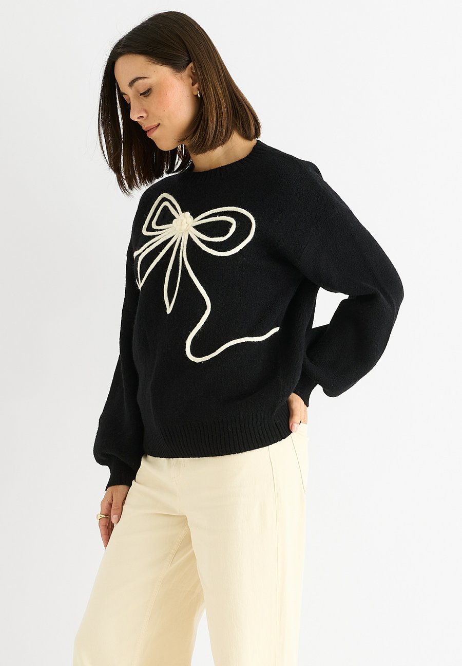 Джемпер GINI LONDON CONTRAST BOW, Schwarz/Black
Джемпер GINI LONDON CONTRAST BOW, Schwarz/Black