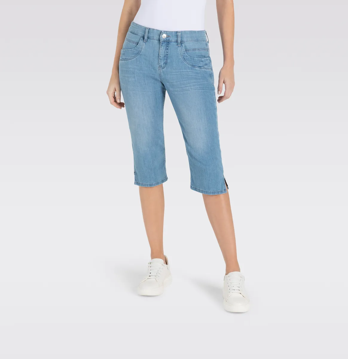 Джинсы-капри MAC "Capri", декоративные складки по подолу, цвет Lt. Blue Sky Wash
Джинсы-капри MAC "Capri", декоративные складки по подолу, цвет Lt. Blue Sky Wash