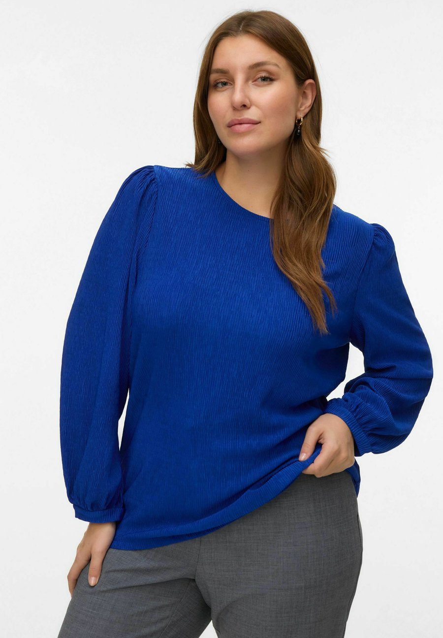 Блуза Vero Moda Curve VMCCLARA , Surf The Web/Light Blue
Блуза Vero Moda Curve VMCCLARA , Surf The Web/Light Blue