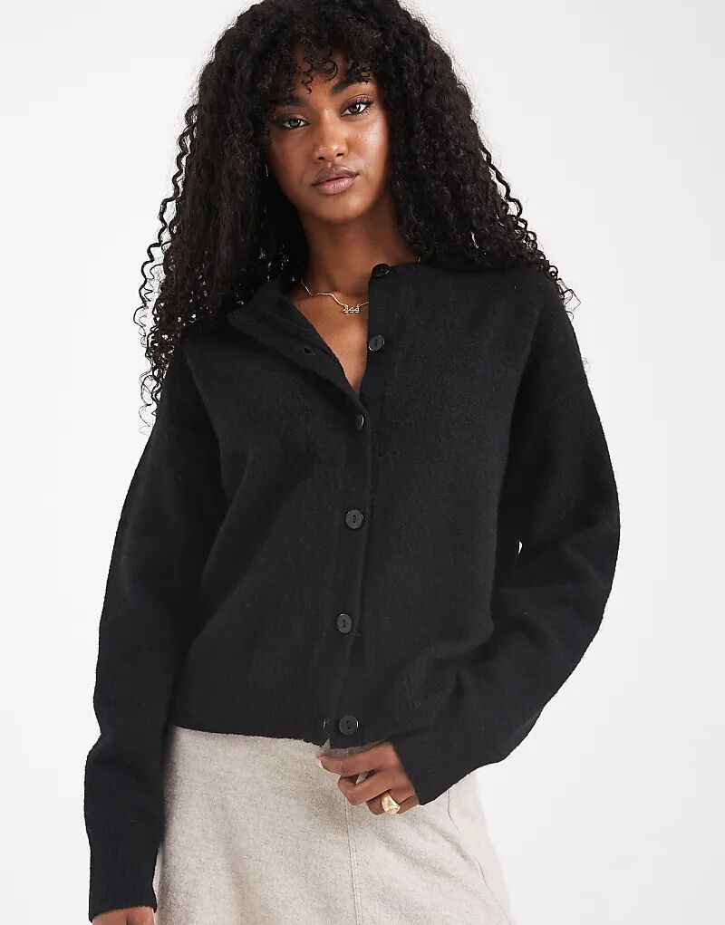 Кардиган New Look с круглым вырезом и застежкой на пуговицы, черный 
Кардиган New Look с круглым вырезом и застежкой на пуговицы, черный