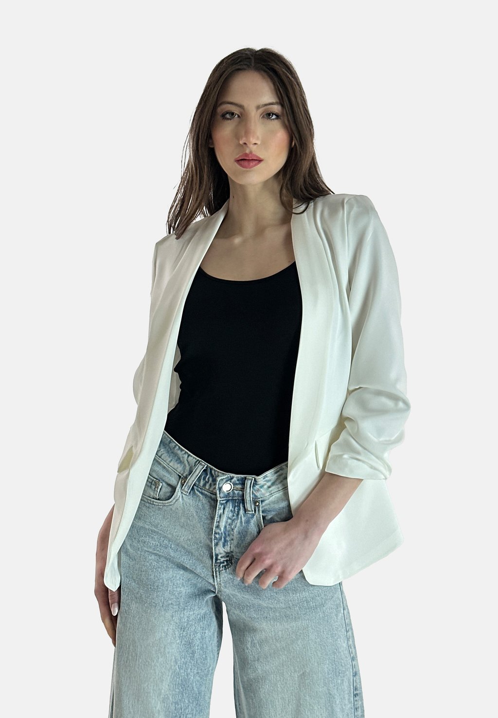 Блейзер Elara, белый
Блейзер Elara, белый