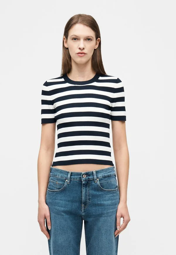 Футболка с принтом в виде спортивных полосок Michael Michael Kors, Midnightblue, Синий, Футболка с принтом в виде спортивных полосок Michael Michael Kors, Midnightblue
Футболка с принтом в виде спортивных полосок Michael Michael Kors, Midnightblue, Синий, Футболка с принтом в виде спортивных полосок Michael Michael Kors, Midnightblue