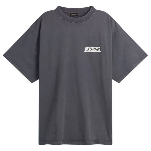 Футболка с малярным скотчем Balenciaga, faded washed черный
Футболка с малярным скотчем Balenciaga, faded washed черный