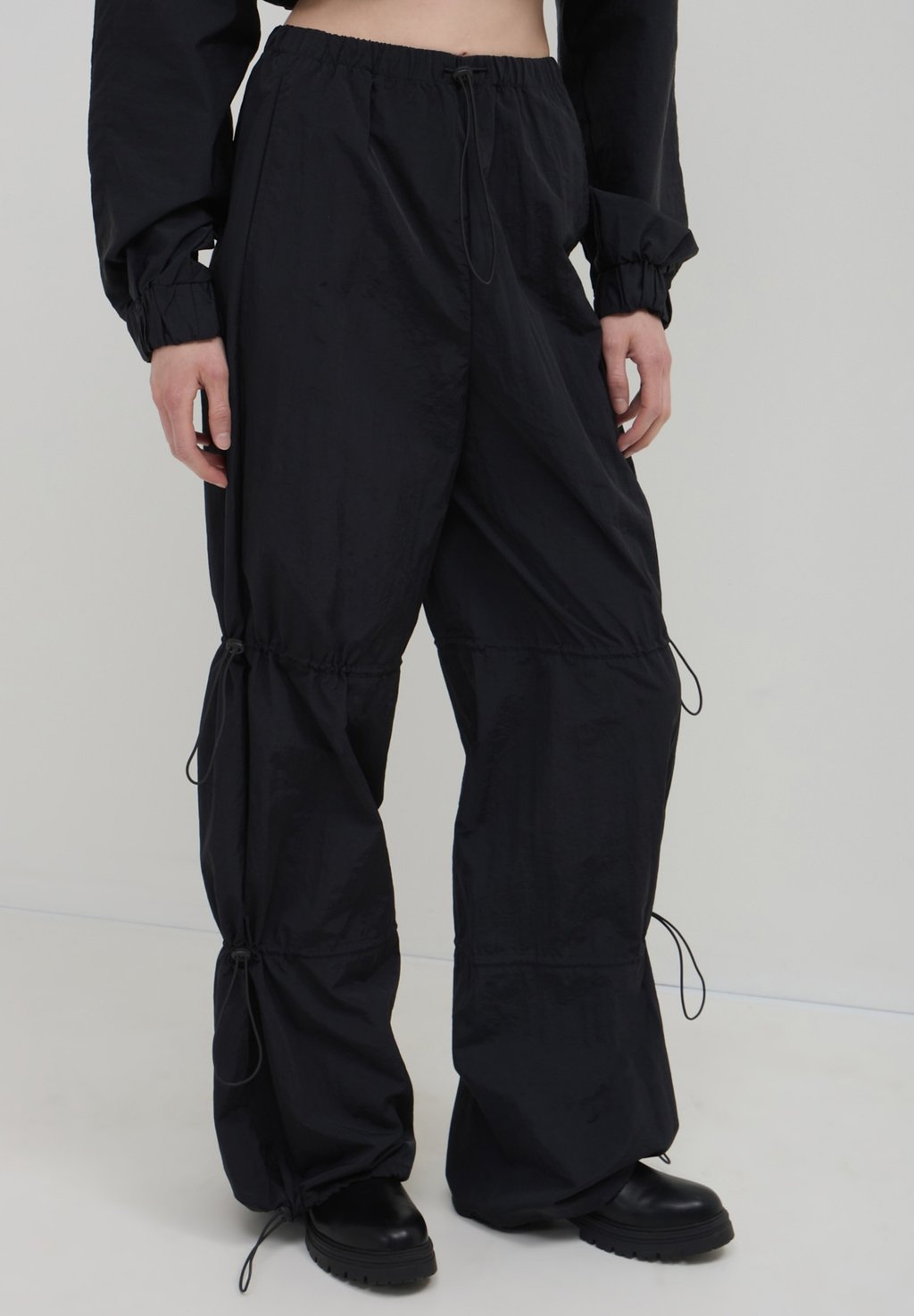 Брюки PALAZZO Calliope, черный
Брюки PALAZZO Calliope, черный