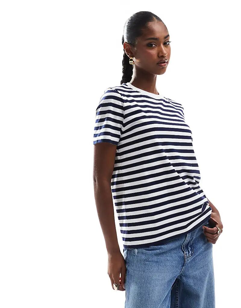 Футболка Pieces свободного кроя в сине-белую полоску
Футболка Pieces свободного кроя в сине-белую полоску