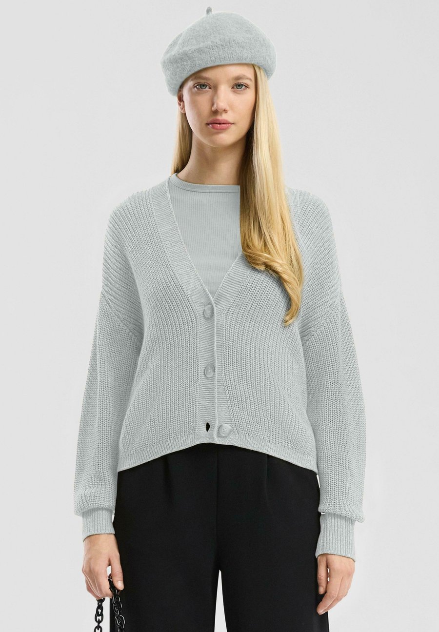 Кардиган QS Cardigan, Grau Meliert/Grey
Кардиган QS Cardigan, Grau Meliert/Grey