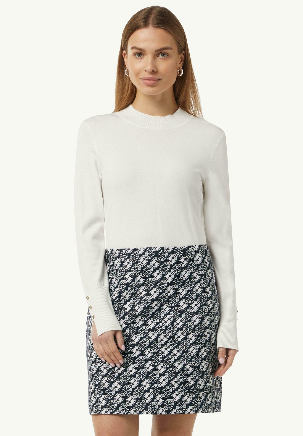 Юбка А-силуэта MIT LOGO-MUSTER UND REISSVERSCHLUSS comma, темно-синий
Юбка А-силуэта MIT LOGO-MUSTER UND REISSVERSCHLUSS comma, темно-синий