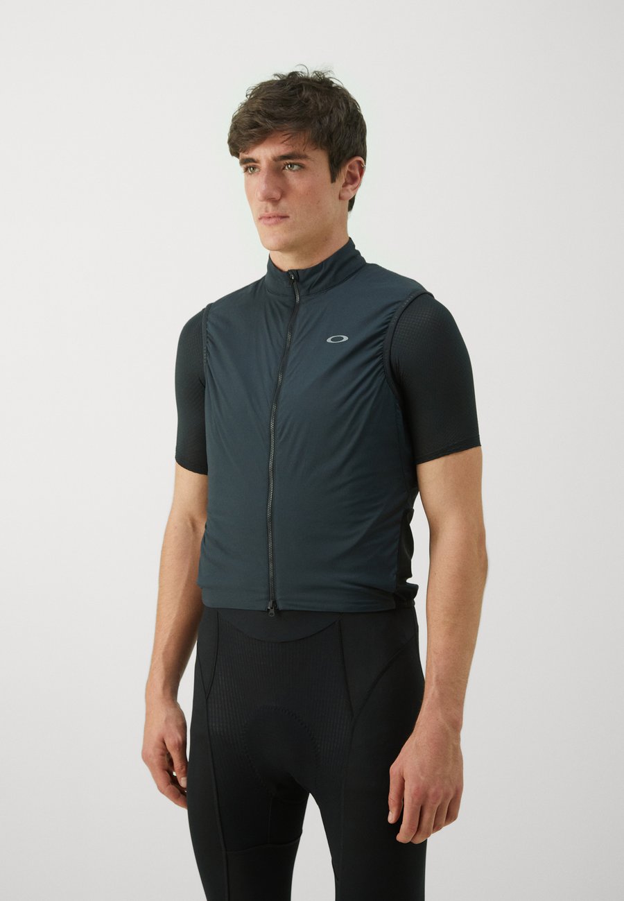 Куртка Oakley ENDURANCE ALPHA VEST, Blackout/Black
Куртка Oakley ENDURANCE ALPHA VEST, Blackout/Black