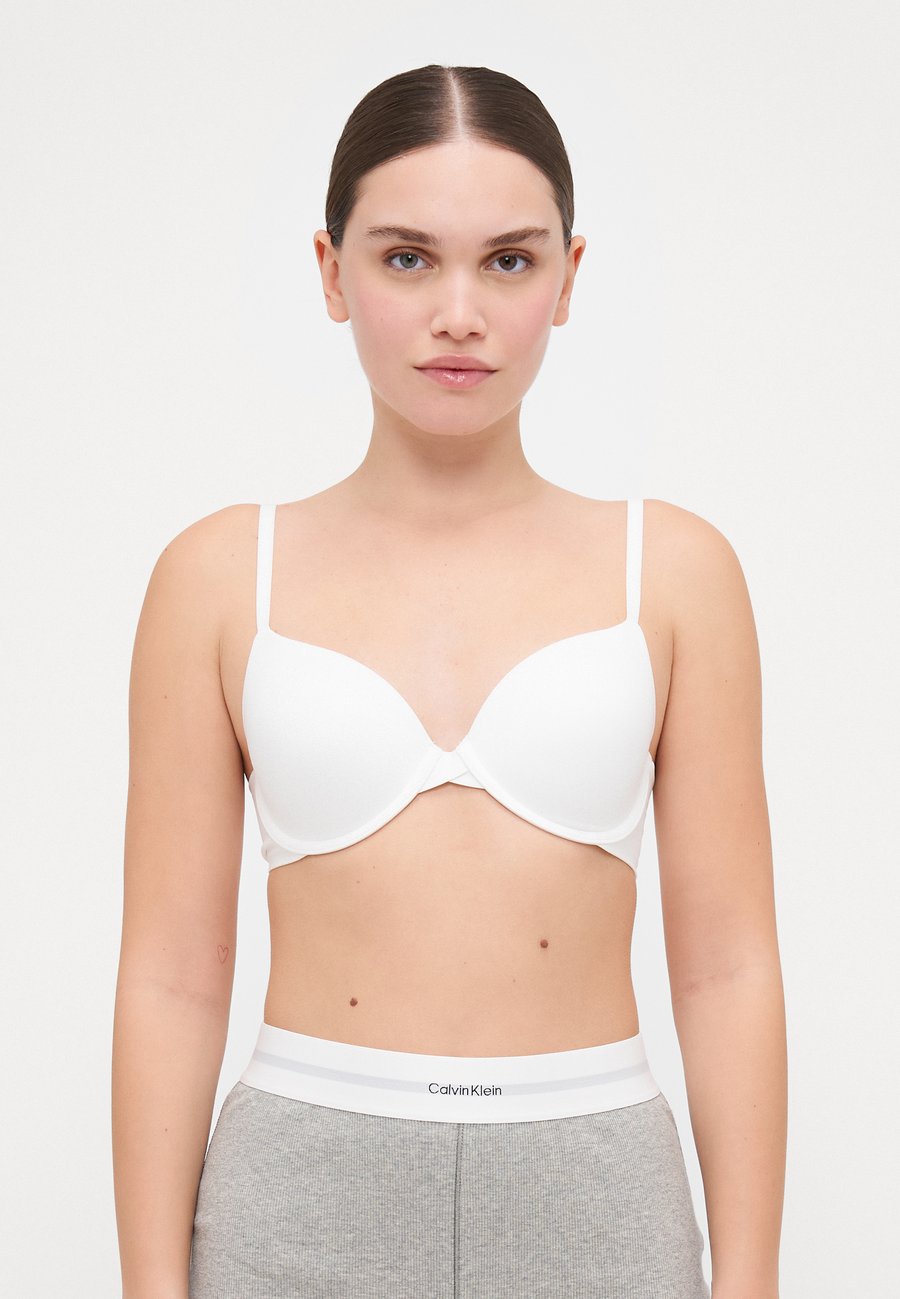 Бюстгальтер Calvin Klein Underwear LIGHTLY LINED FULL COVERAGE PERFECTLY FIT, White
Бюстгальтер Calvin Klein Underwear LIGHTLY LINED FULL COVERAGE PERFECTLY FIT, White