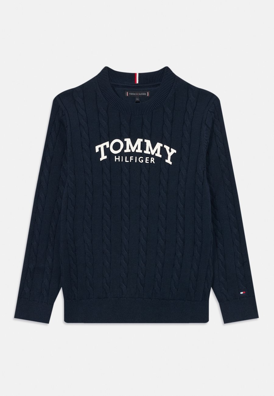 Джемпер Tommy Hilfiger GRAPHIC CABLE SWEATER UNISEX, Dark Night Navy/Dark Blue
Джемпер Tommy Hilfiger GRAPHIC CABLE SWEATER UNISEX, Dark Night Navy/Dark Blue