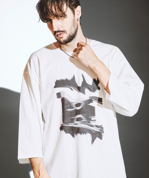 NO ID. Футболка большого размера с рукавом 3/4 и принтом «Искажение», белый
NO ID. Футболка большого размера с рукавом 3/4 и принтом «Искажение», белый