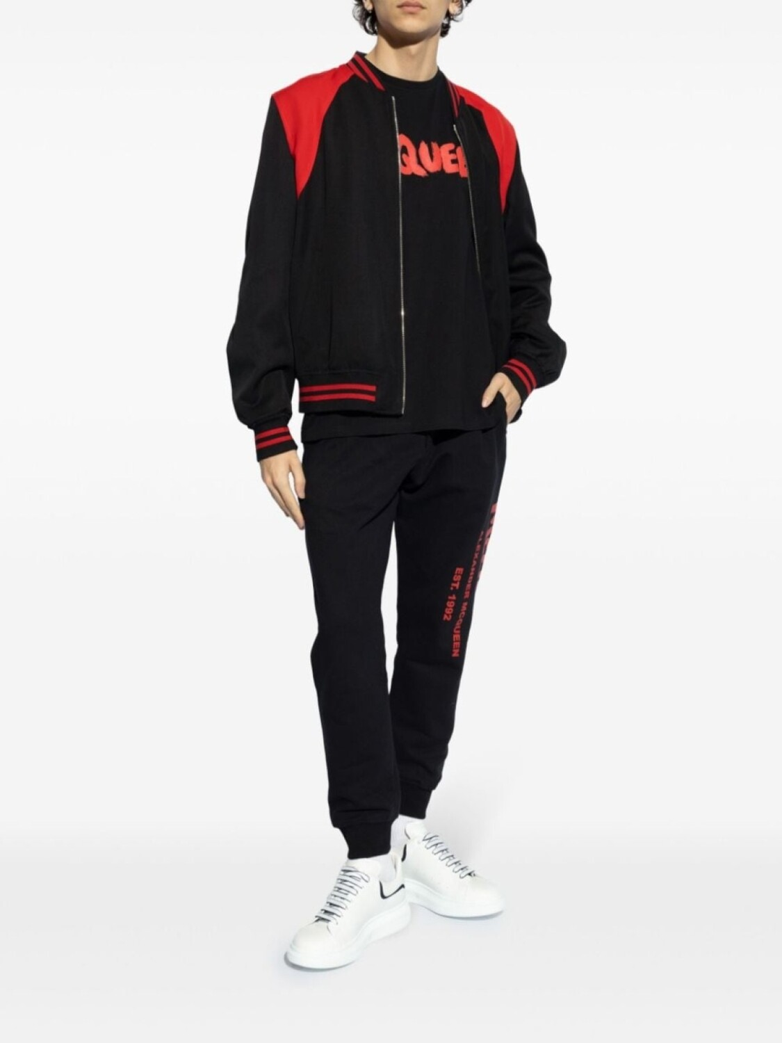 Alexander McQueen футболка с логотипом, черный
Alexander McQueen футболка с логотипом, черный