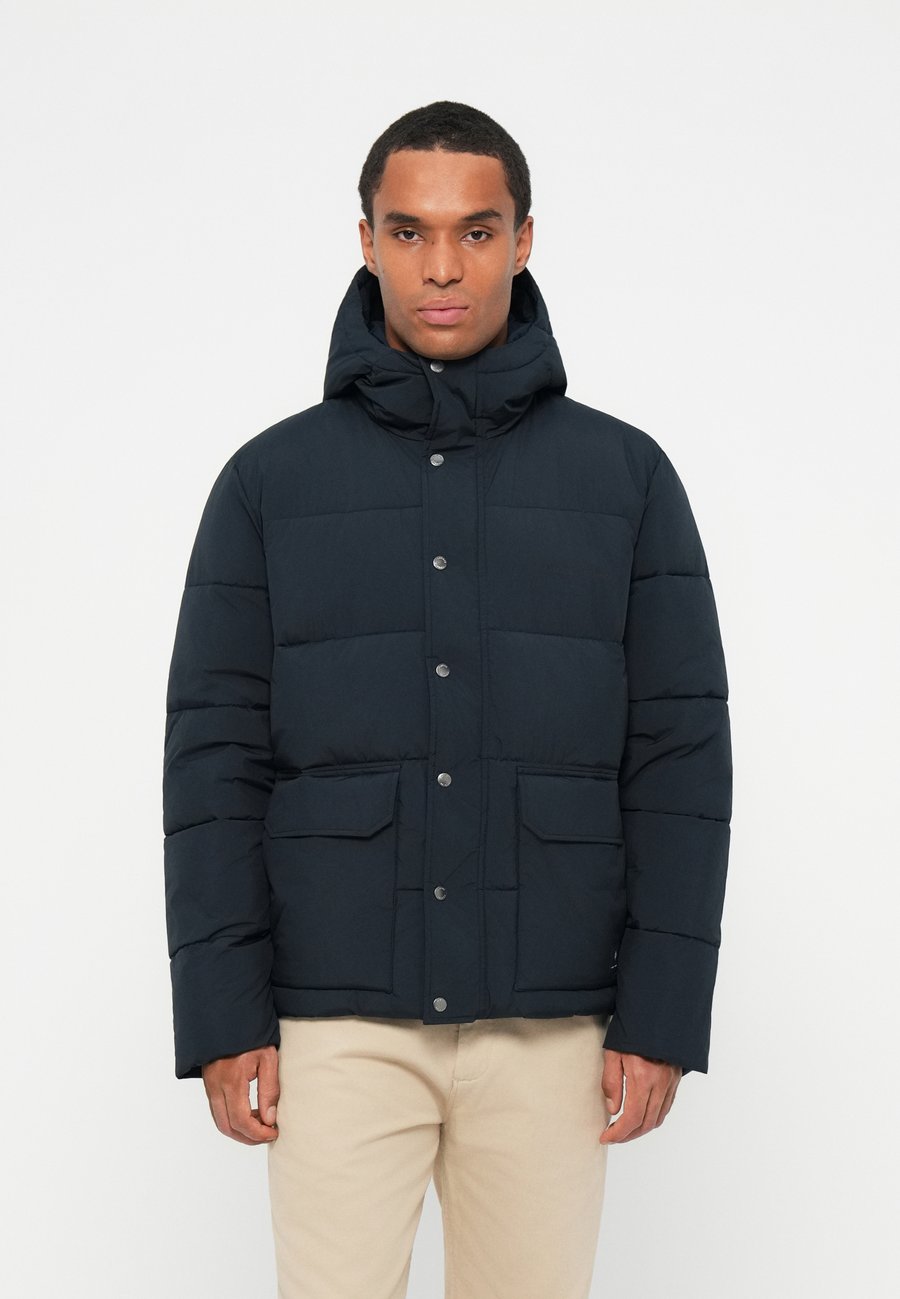 Куртка Samsøe Samsøe ULF PUFFER JACKET, Salute/Dark Blue
Куртка Samsøe Samsøe ULF PUFFER JACKET, Salute/Dark Blue