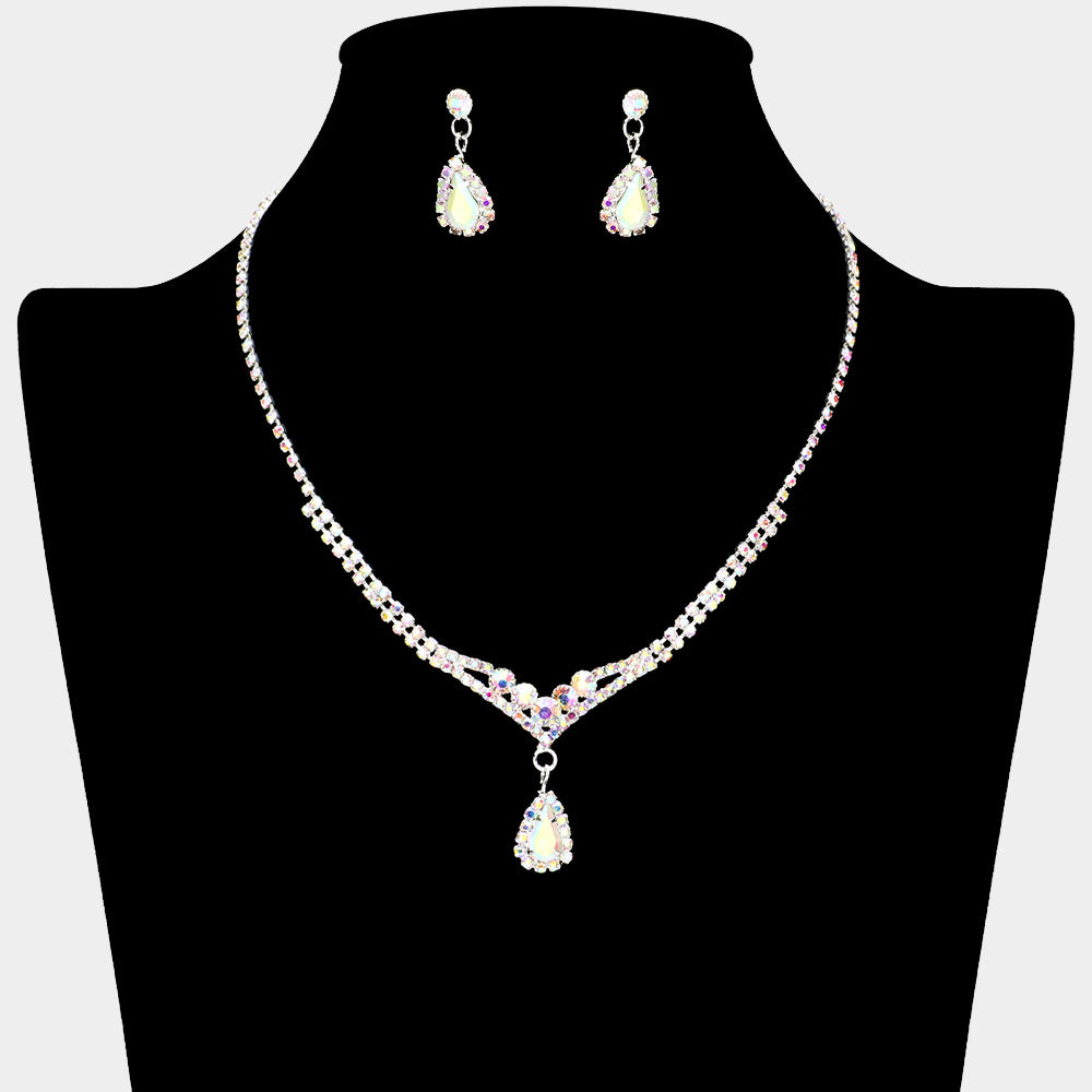 Ожерелье с каплевидным камнем и стразами Fashnzfab, Ab, Silver
Ожерелье с каплевидным камнем и стразами Fashnzfab, Ab, Silver