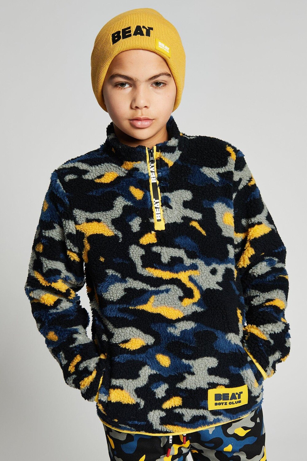 Флис Borg с четвертью молнией Trail 'Trail' Beat Boyz Club, желтый
Флис Borg с четвертью молнией Trail 'Trail' Beat Boyz Club, желтый