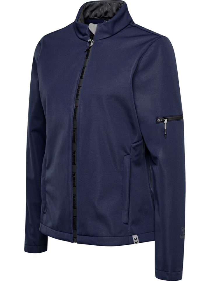 Куртка "Hmlnorth Softshell Jacket Woman" синего цвета Hummel
Куртка "Hmlnorth Softshell Jacket Woman" синего цвета Hummel