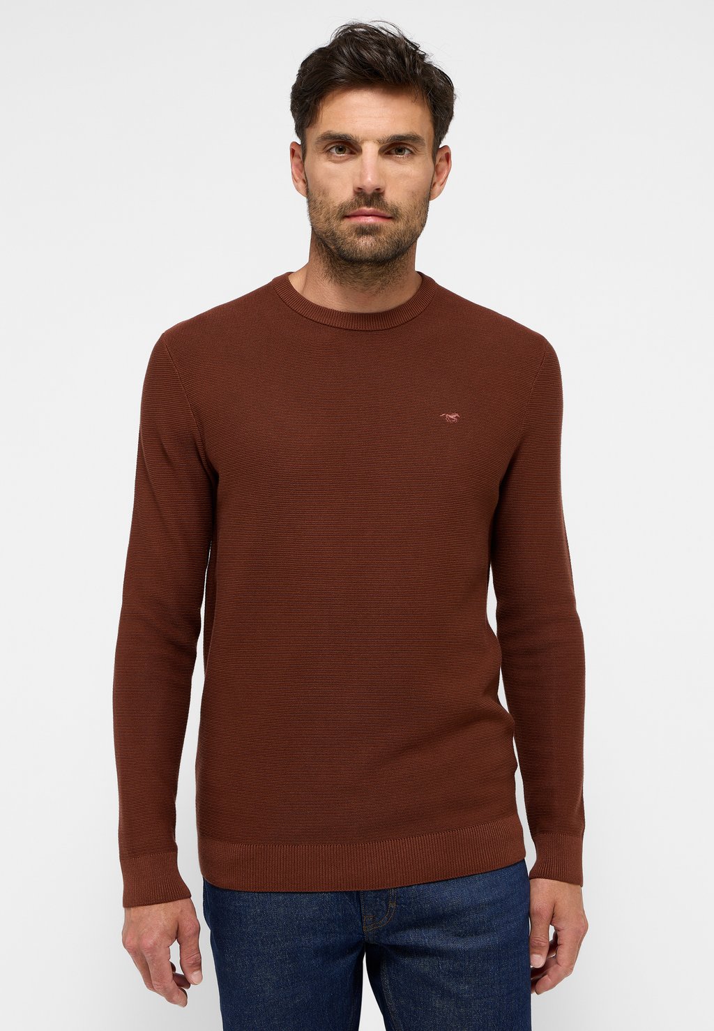 Джемпер Mustang, темно-красный
Джемпер Mustang, темно-красный