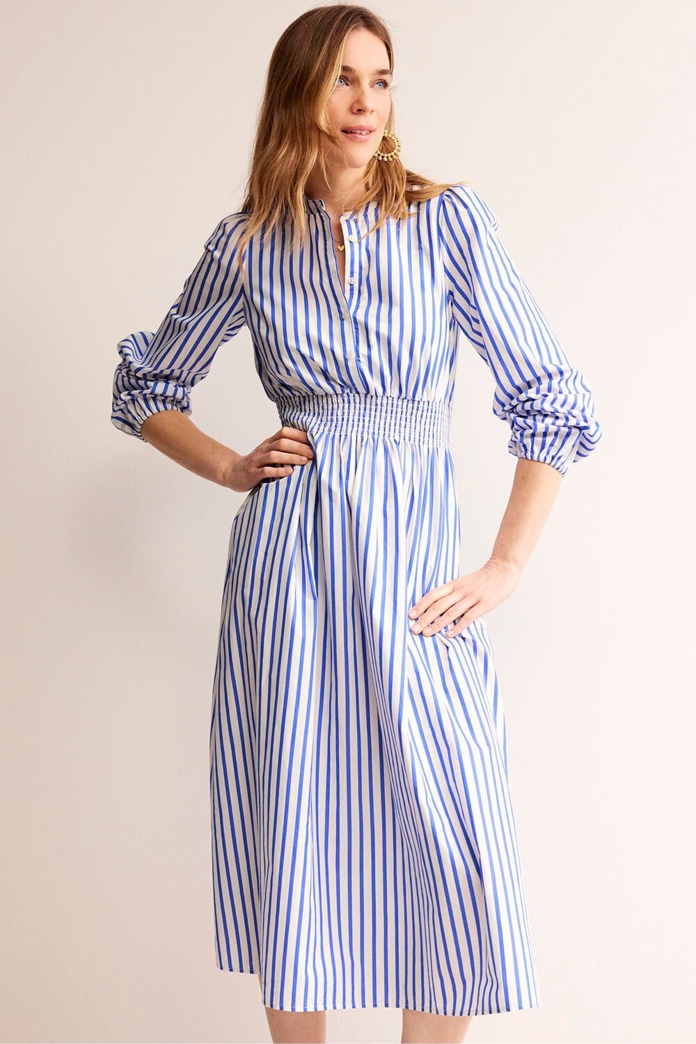 Платье-Рубашка со сборкой на талии Boden, синий
Платье-Рубашка со сборкой на талии Boden, синий