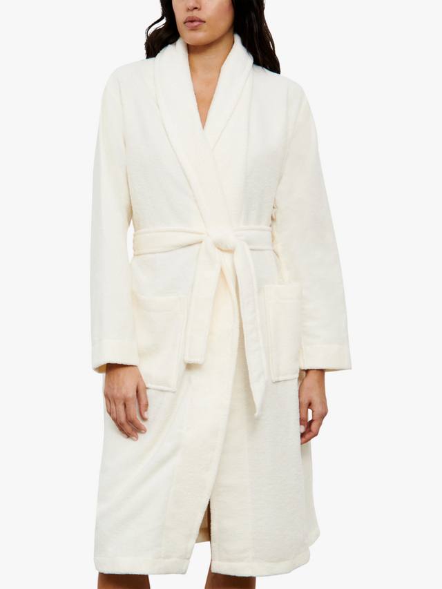 Уютный мягкий халат Femilet, Vanilla
Уютный мягкий халат Femilet, Vanilla