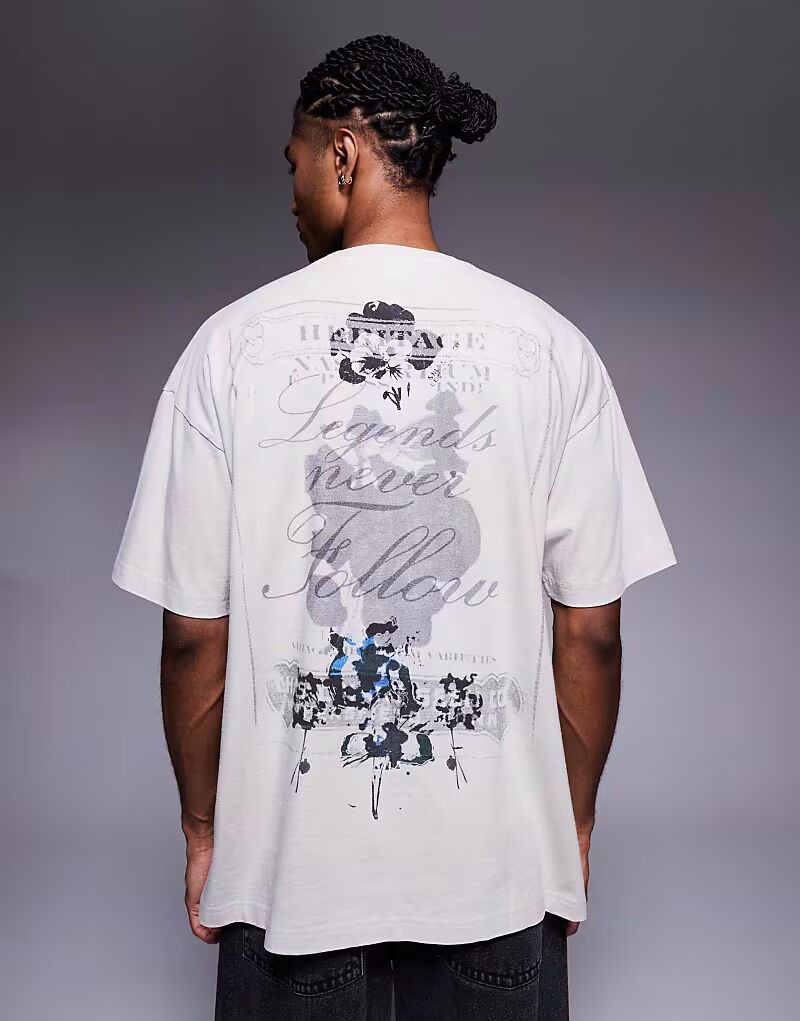 Футболка свободного кроя с графикой «искажённая любовь» в цвете «каменная стирка» Liquor N Poker
Футболка свободного кроя с графикой «искажённая любовь» в цвете «каменная стирка» Liquor N Poker