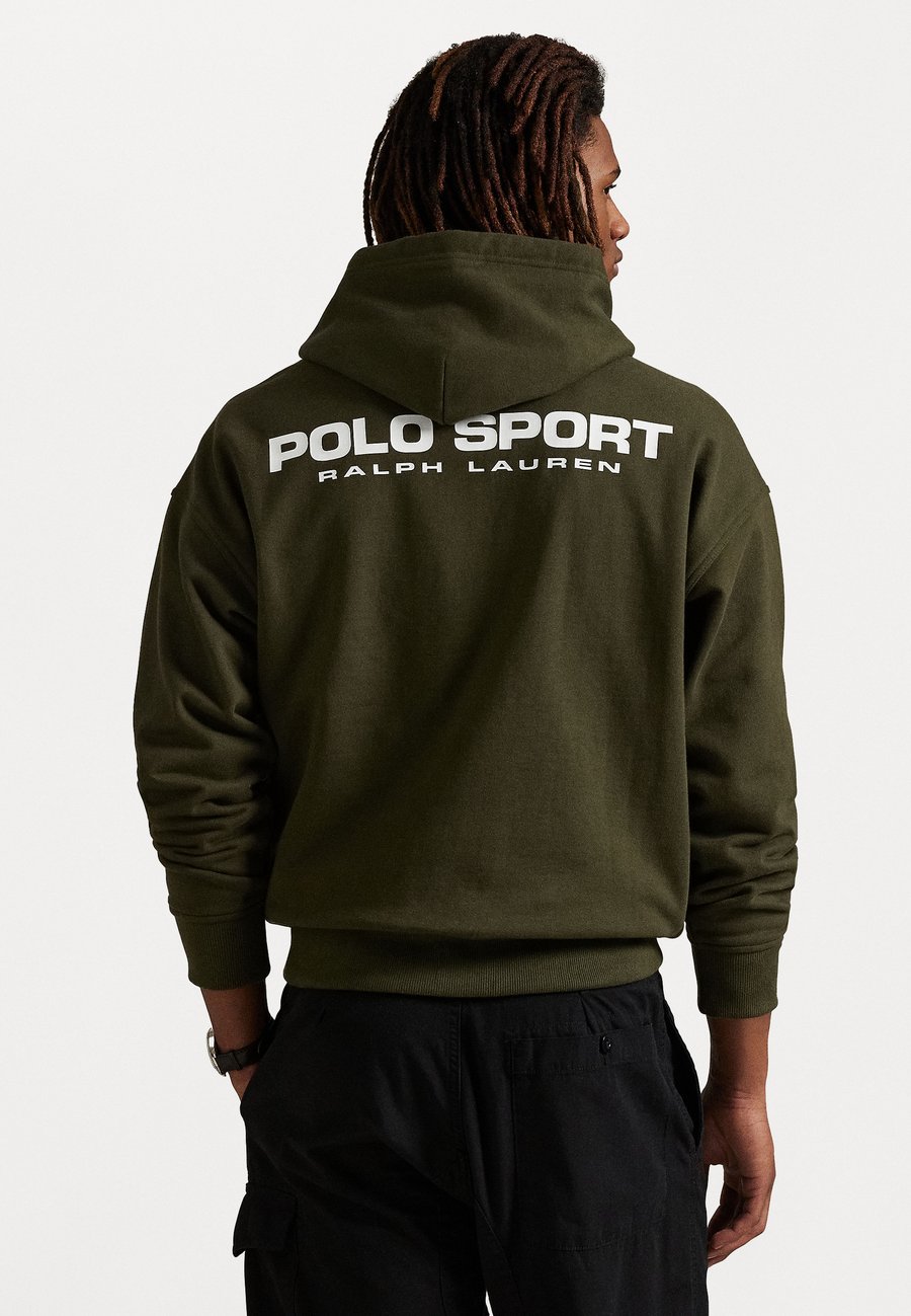 Худи Polo Ralph Lauren RELAXED FIT POLO SPORT FLEECE HOODIE, Company Olive/Dark Blue
Худи Polo Ralph Lauren RELAXED FIT POLO SPORT FLEECE HOODIE, Company Olive/Dark Blue