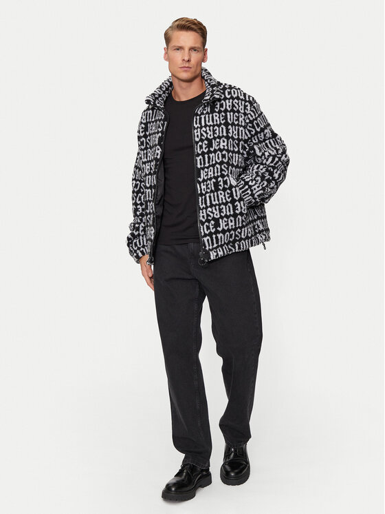 Переходная куртка стандартного кроя 77GAS426 Versace Jeans Couture, черный
Переходная куртка стандартного кроя 77GAS426 Versace Jeans Couture, черный