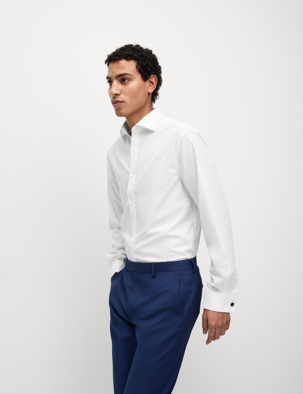 Рубашка Slim Fit из хлопковой смеси с двойными манжетами Marks & Spencer, белый
Рубашка Slim Fit из хлопковой смеси с двойными манжетами Marks & Spencer, белый