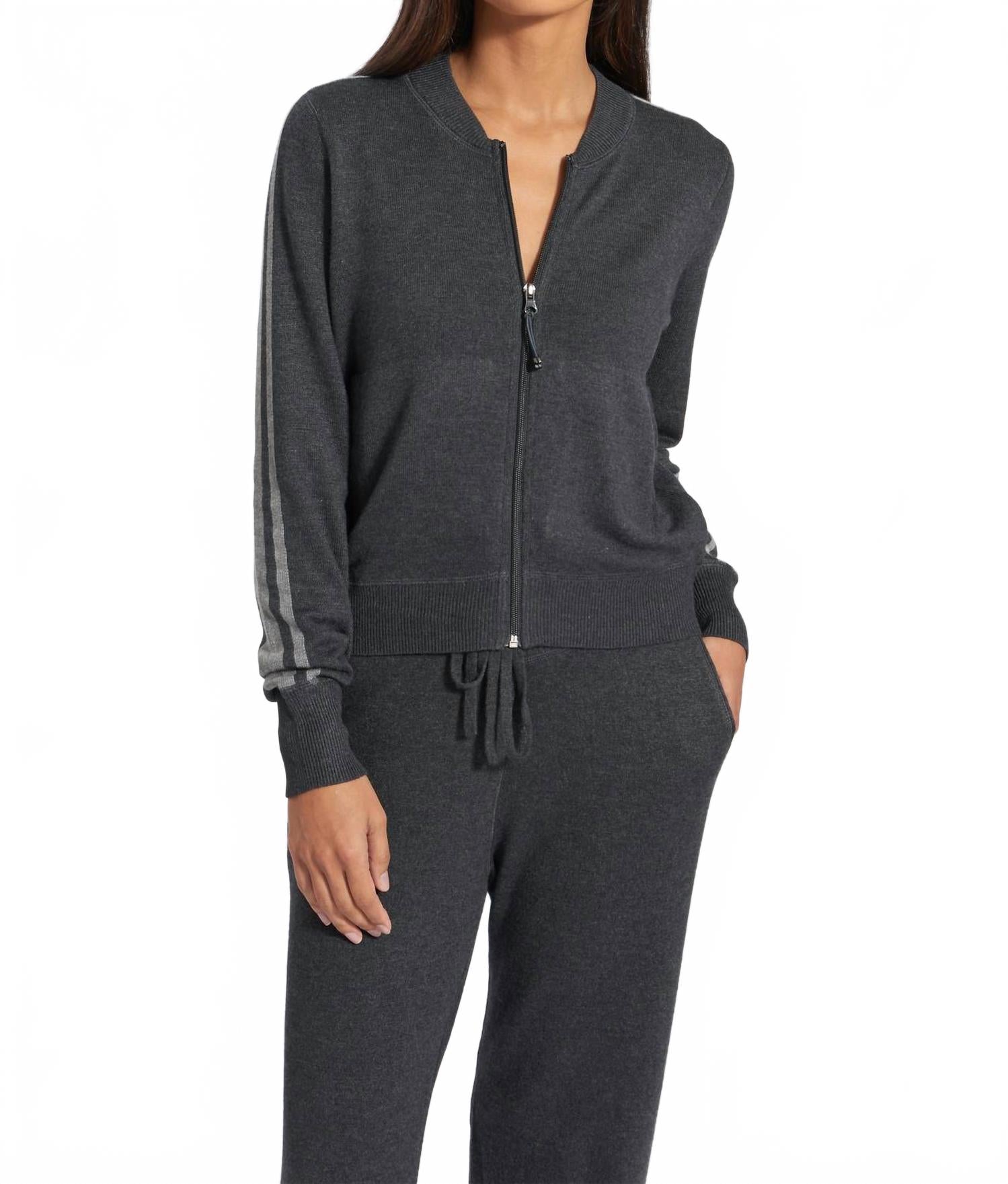 Куртка Tokyo Track в цвете «уголь» LEIMERE, Charcoal
Куртка Tokyo Track в цвете «уголь» LEIMERE, Charcoal