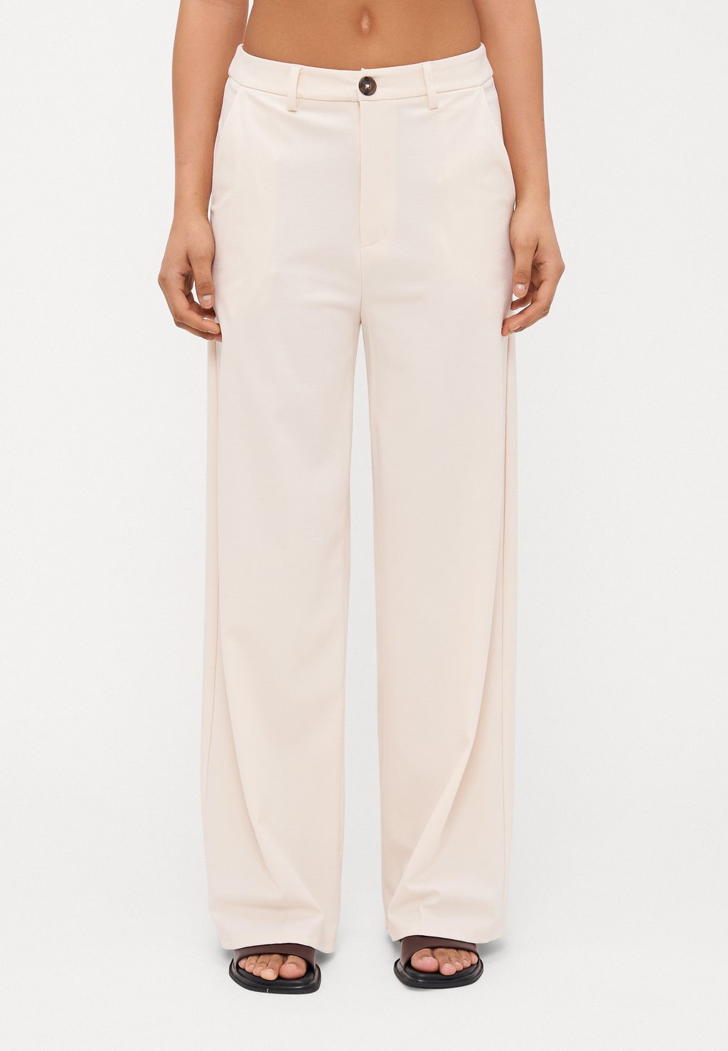 Брюки Even&Odd Petite, кремовый
Брюки Even&Odd Petite, кремовый